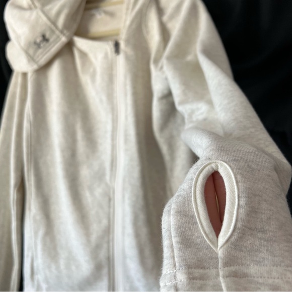 Under Armor asymmetrical zip athletic jacket - Picture 3 of 4